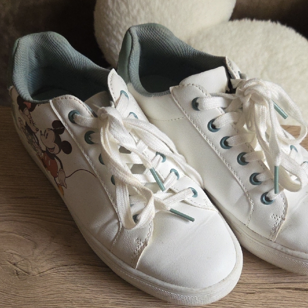 Disney White MINNIE & MICKEY Sneakers (Fits 7.5-8) - Picture 9 of 14